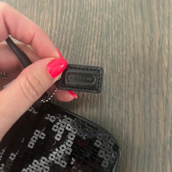 Coach Special Occasion Sequined Wristlet Black & Silver - Picture 3 of 3
